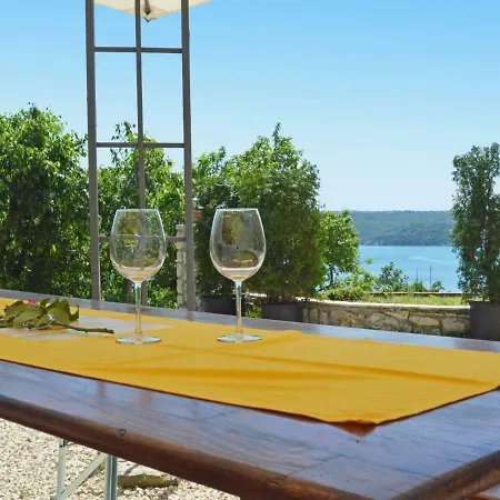 Sverko 2 By Interhome Trget