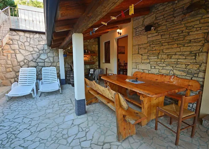 Sverko 2 By Interhome Lägenhet *