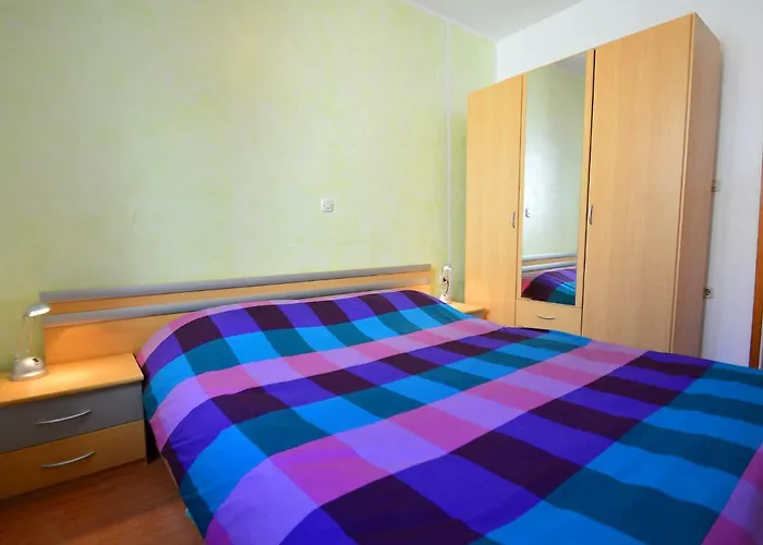 Lägenhet Sverko 2 By Interhome *