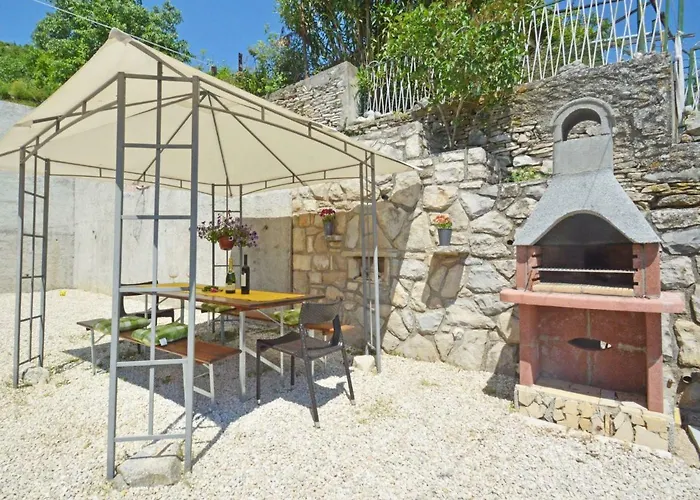 Sverko 2 By Interhome Lägenhet